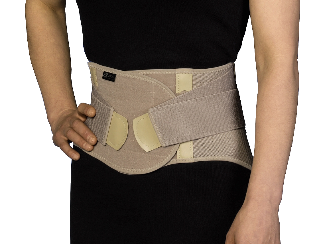 Mikros Bambus Fleece Rückenbandage A806 Frontansicht Mikros Bambus Fleece A806 Frontansicht angezogen bei Frau in Schwarz
